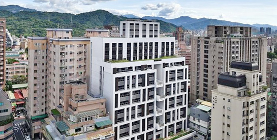積極協助推動政策，共創社福國家榮景